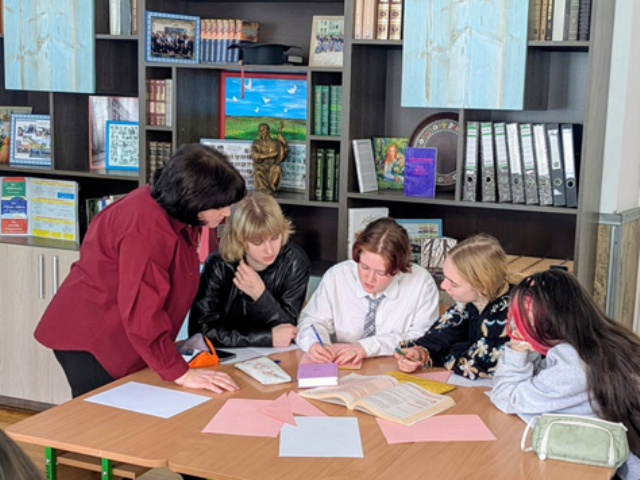 Студенти ознайомилися з особливостями організації освітнього процесу та методиками викладання української мови